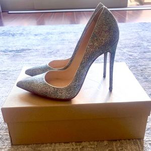 Christian Louboutin pump 120 CM.